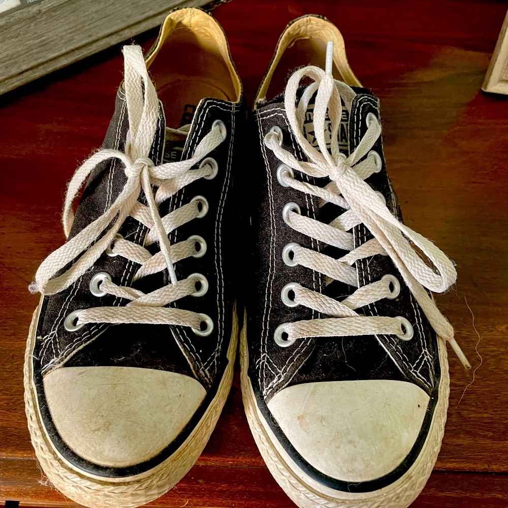 Black Converse
